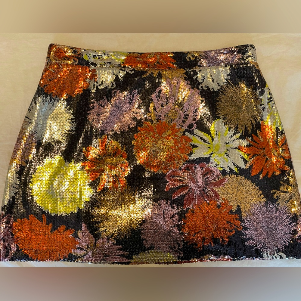 Sequin floral mini skirt